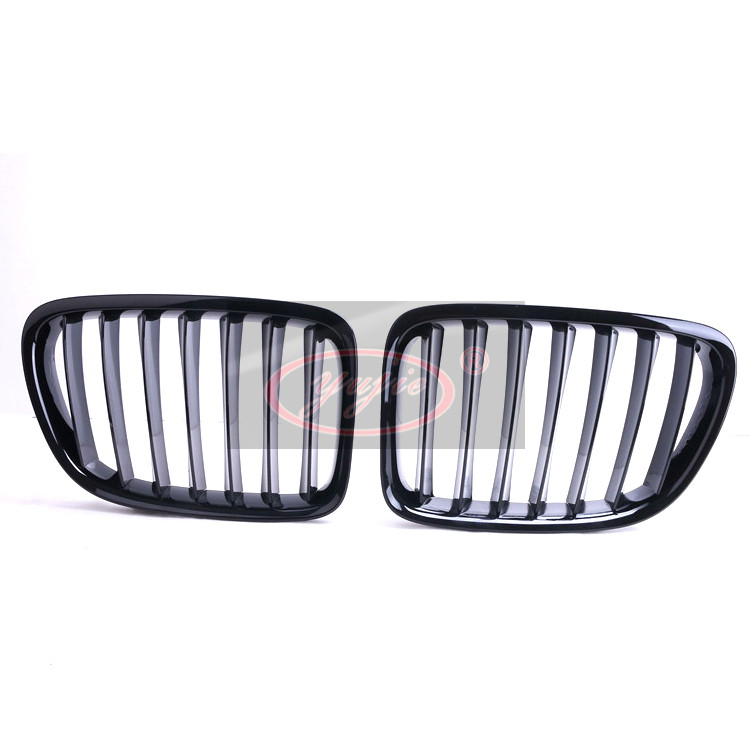 BMW E84 bright black grille